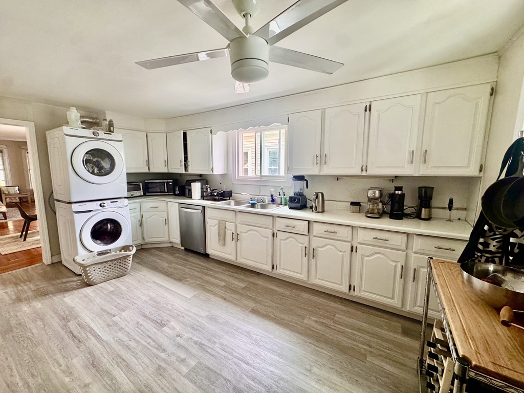 36 Simpson Avenue, Unit 2 Somerville, MA 02144 - Photo 3 of 16