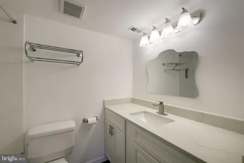 $240,000 | 7728 Hanover Parkway, Unit 218, Greenbelt, MD 20770