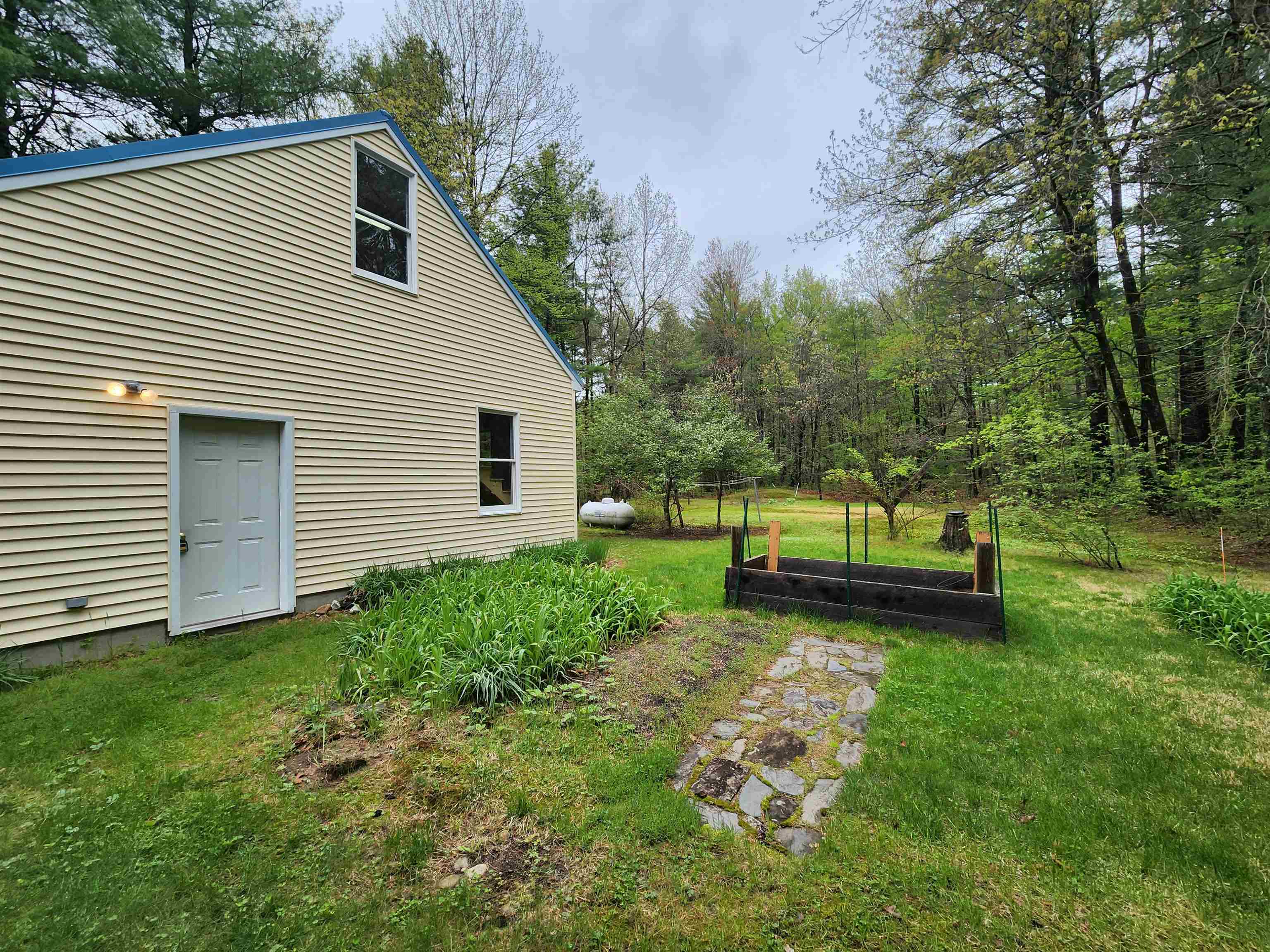 86 Pepperell Road Hollis, NH 03049 - Photo 33 of 46 Gallery Image 33