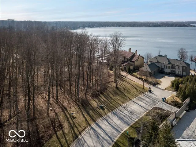 $670,000 | 11505 Hampton Cove Lane, Indianapolis, IN 46236