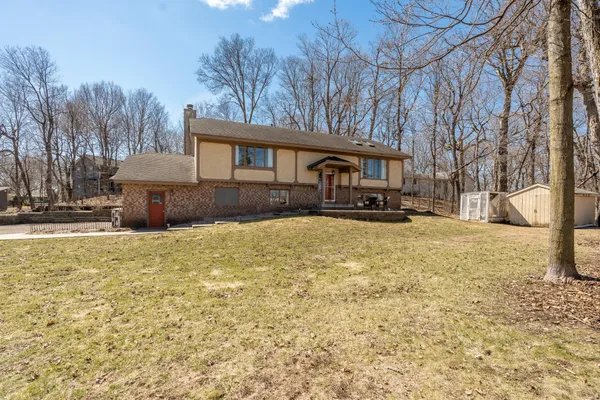 $469,900 | 16917 Lake Street Extension, Minnetonka, MN 55345