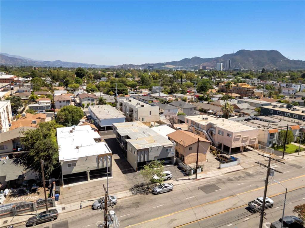 5326 Cahuenga Boulevard North Hollywood, CA 91601 - Photo 10 of 15 a view of a city