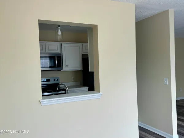 $179,900 | 2508 Bluff View Court, Unit B, Greenville, NC 27834
