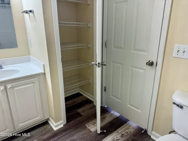 $179,900 | 2508 Bluff View Court, Unit B, Greenville, NC 27834