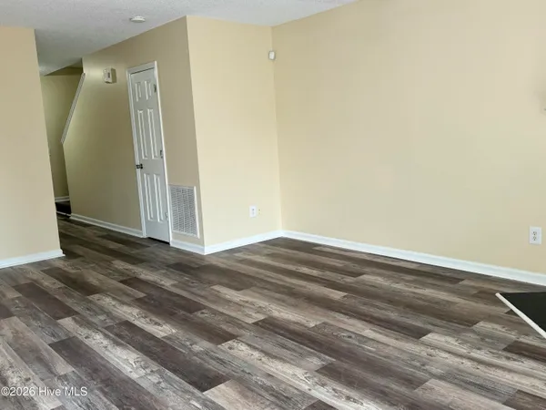 $179,900 | 2508 Bluff View Court, Unit B, Greenville, NC 27834