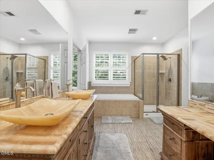 $1,100,000 | 205 Park Bluff Drive, Chapel Hill, NC 27517