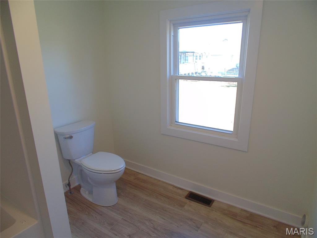 708 South Jefferson Street Litchfield, IL 62056 - Photo 13 of 22