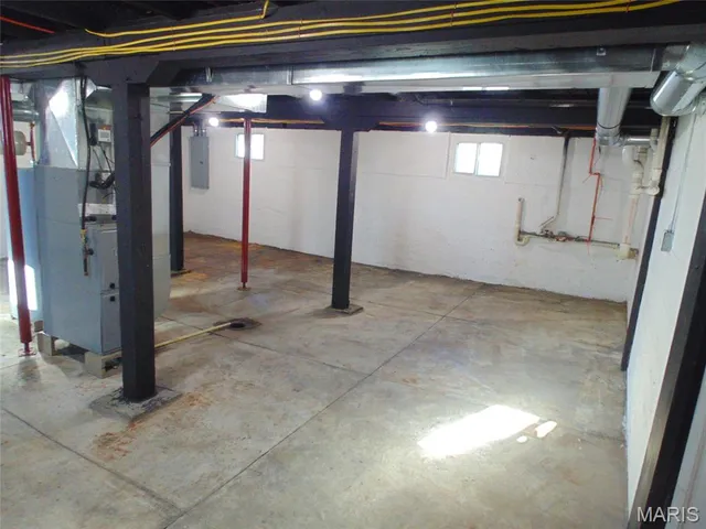 $109,000 | 708 South Jefferson Street, Litchfield, IL 62056