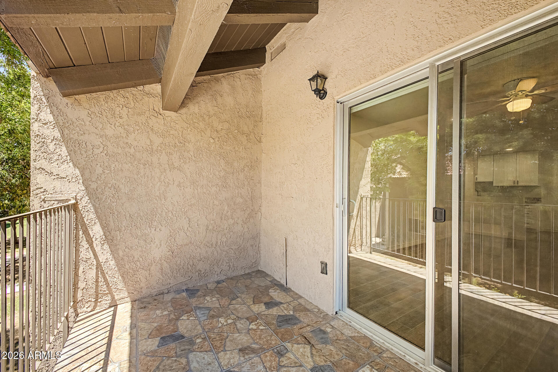5525 East Thomas Road, Unit M23 Phoenix, AZ 85018 - Photo 20 of 26 Patio View B