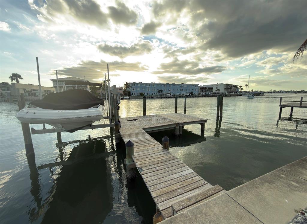 12350 4th Street East Treasure Island, FL 33706 - Photo 3 of 16 a view of a balcony with lake view and mountain view