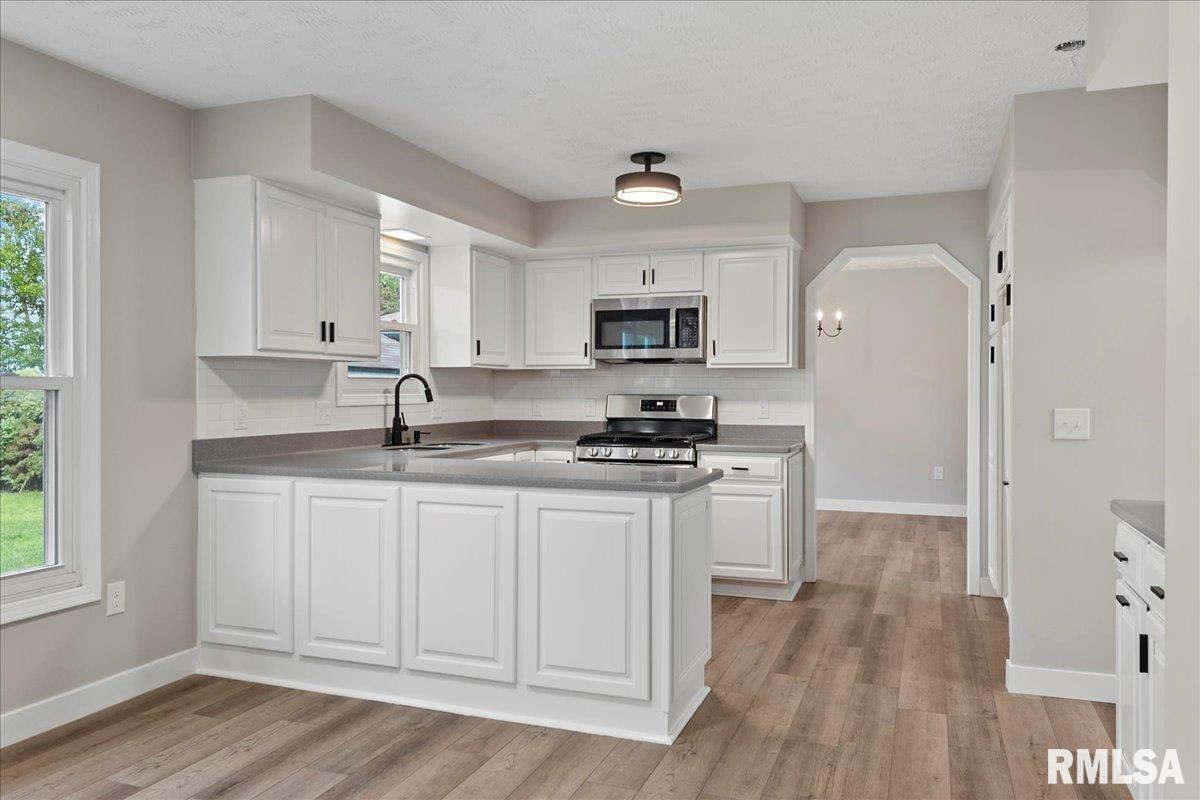 3101 Cascade Drive Springfield, IL 62704 - Photo 14 of 39 Gallery Image 14