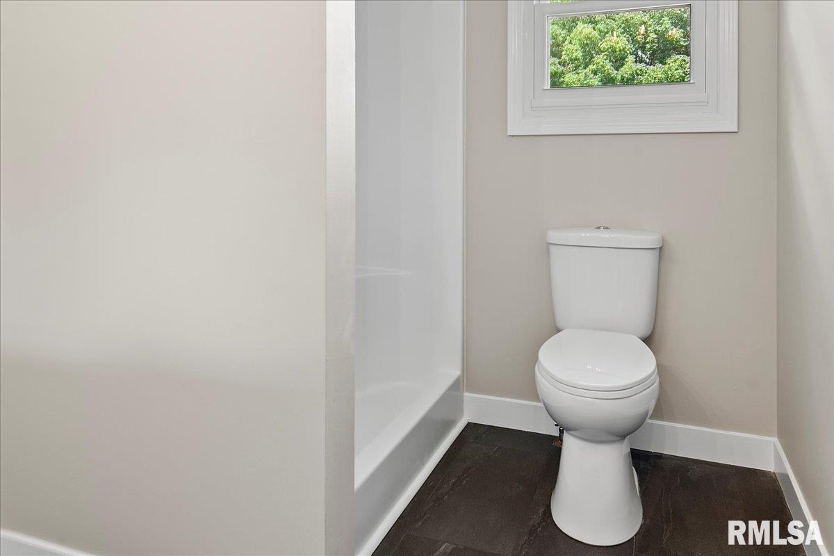 3101 Cascade Drive Springfield, IL 62704 - Photo 22 of 39 Gallery Image 22