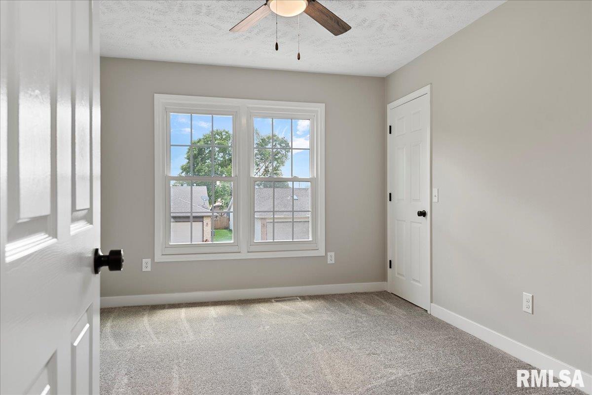 3101 Cascade Drive Springfield, IL 62704 - Photo 25 of 39 Gallery Image 25