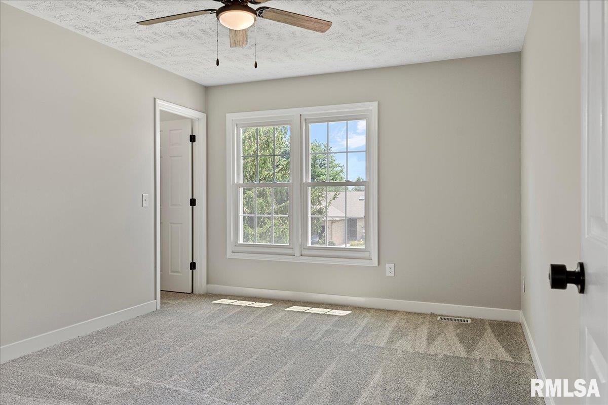 3101 Cascade Drive Springfield, IL 62704 - Photo 26 of 39 Gallery Image 26