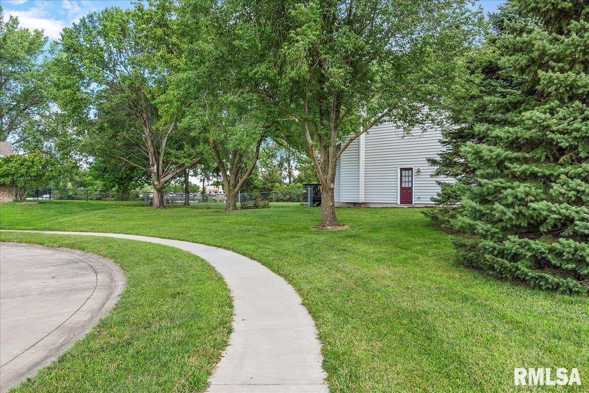 3101 Cascade Drive Springfield, IL 62704 - Photo 33 of 39 Gallery Image 33