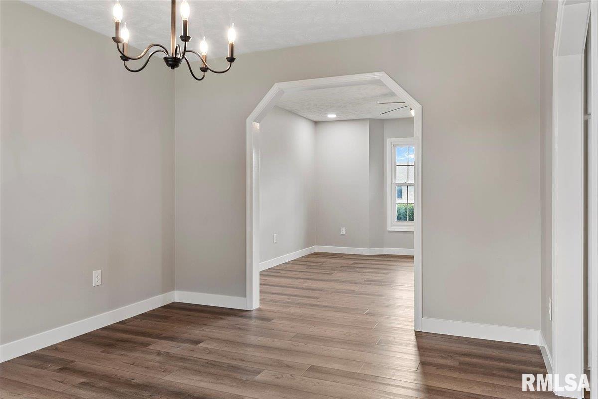 3101 Cascade Drive Springfield, IL 62704 - Photo 8 of 39 Gallery Image 8