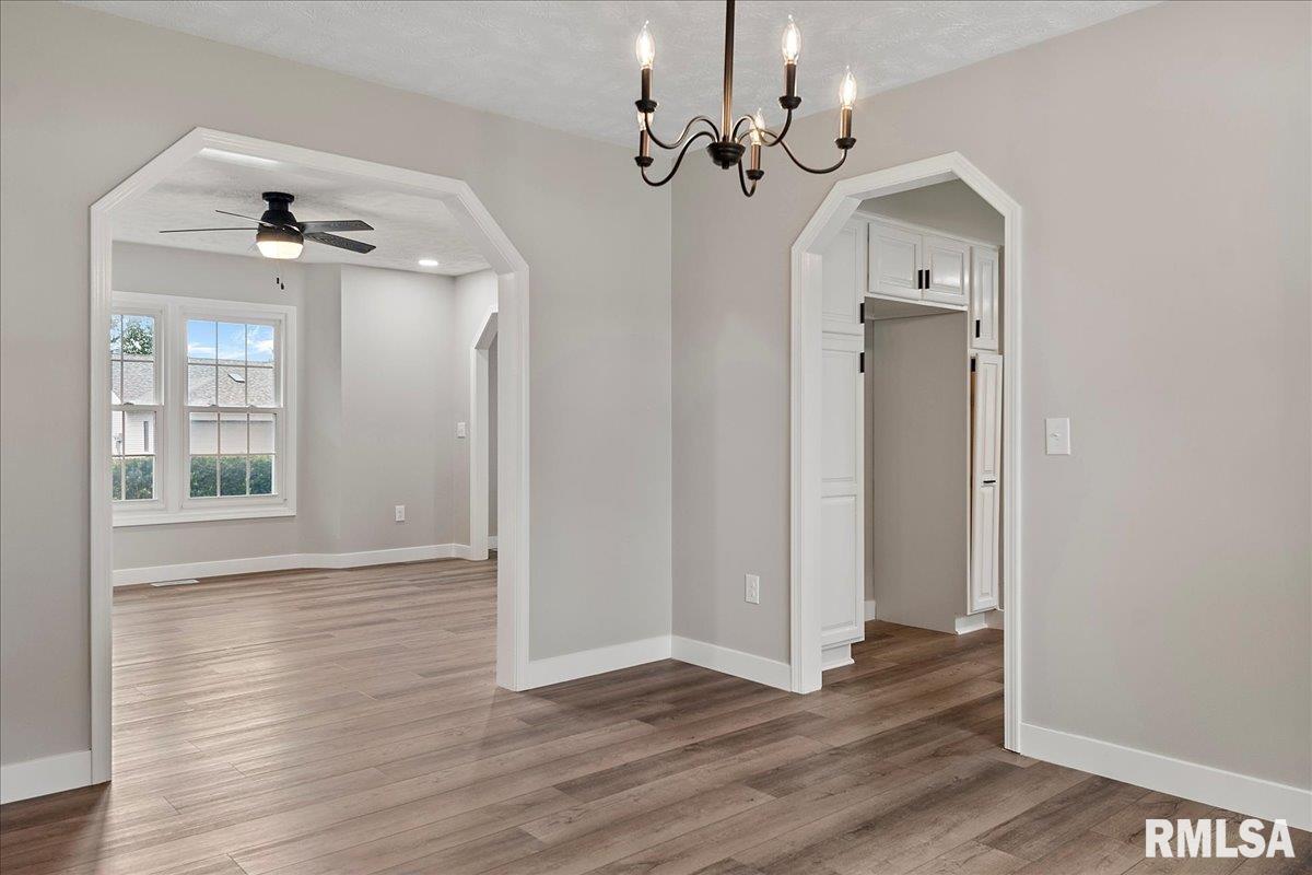 3101 Cascade Drive Springfield, IL 62704 - Photo 10 of 39 Gallery Image 10