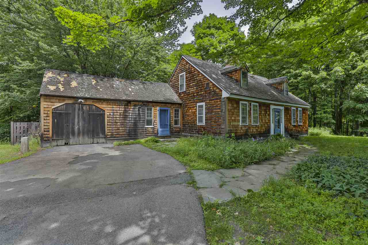 67 Thornton Road Nashua, NH 03063 - Photo 3 of 27 Gallery Image 3