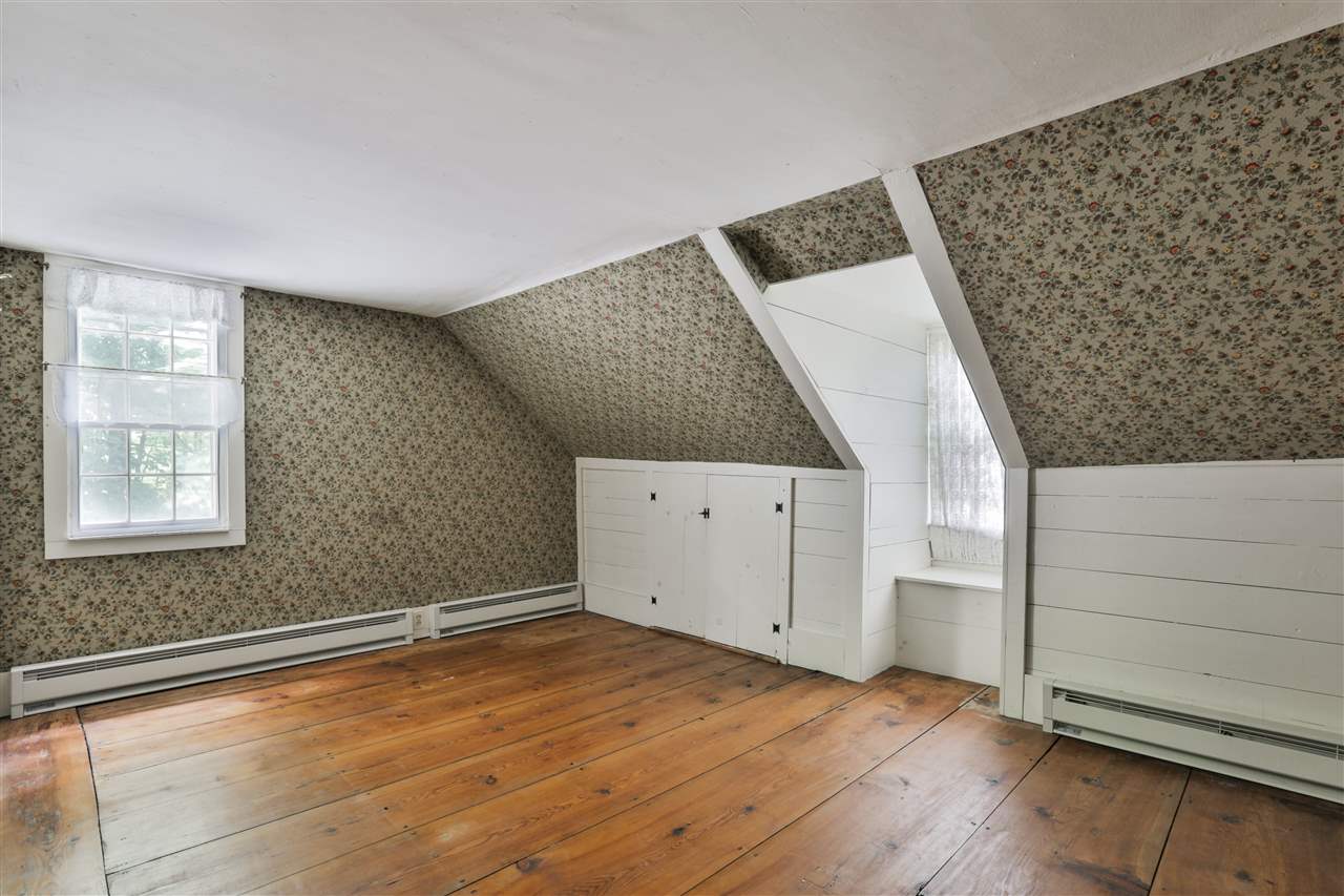 67 Thornton Road Nashua, NH 03063 - Photo 26 of 27 Gallery Image 26