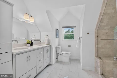 $1,549,000 | 9305 Linden Avenue, Bethesda, MD 20814