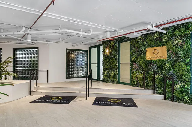 $899,000 | 120 Southeast 5th Avenue, Unit 337, Boca Raton, FL 33432