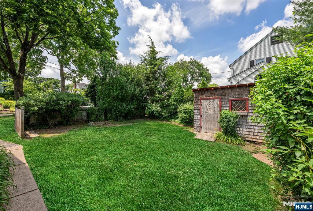 79 Highland Road Glen Rock, NJ 07452 - Photo 26 of 28