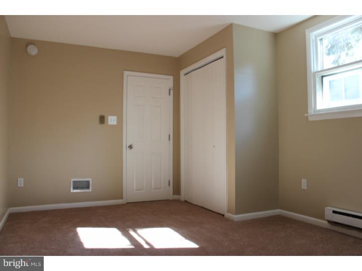 1102 Terrace Road Willow Grove, PA 19090 - Photo 12 of 18 Gallery Image 12