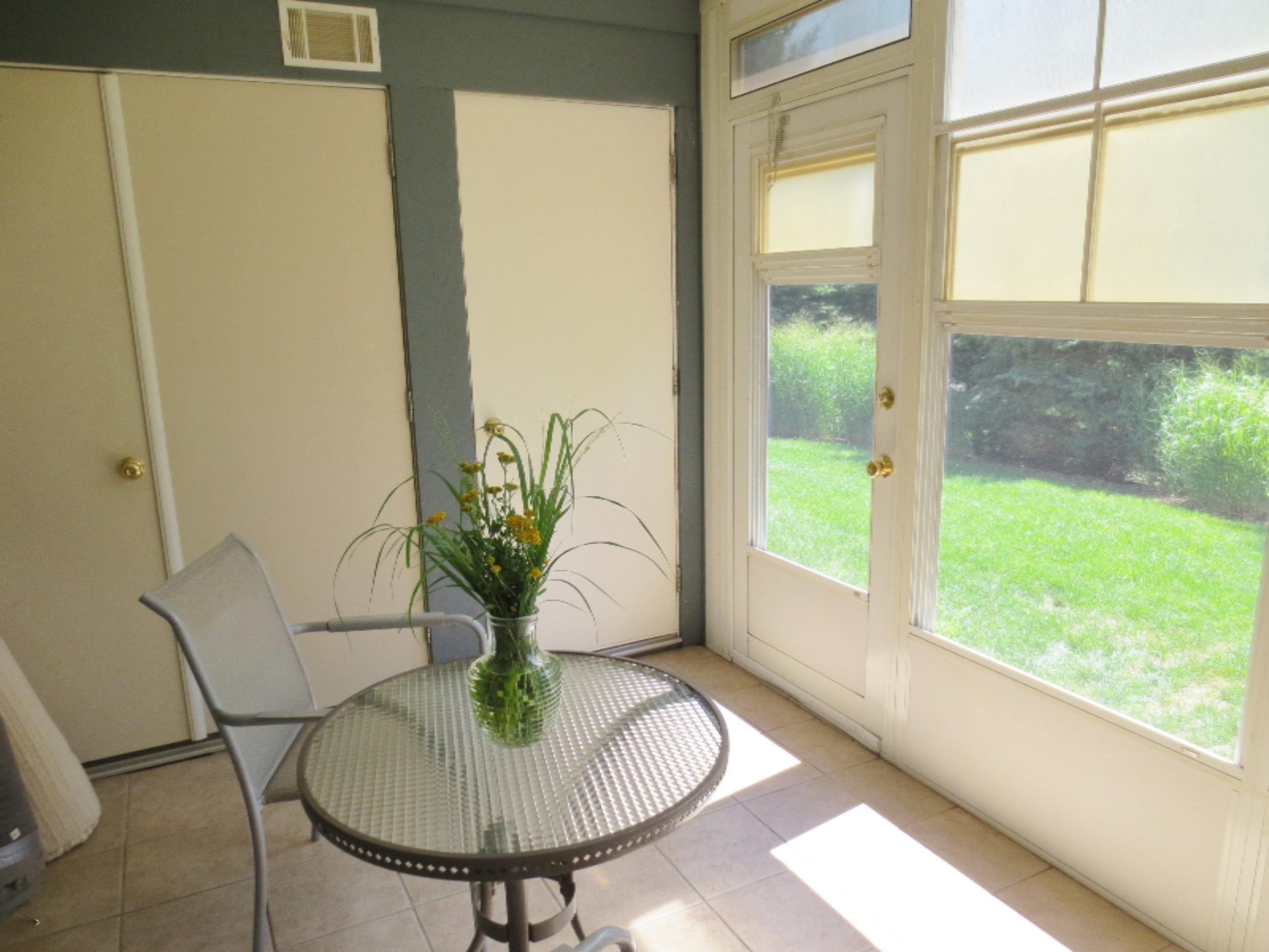 18400 North Ridge Court, Unit 1 Spring Lake, MI 49456 - Photo 11 of 17 Three Season Rm