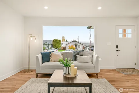 $675,000 | 2111 Franklin Street, Bellingham, WA 98225