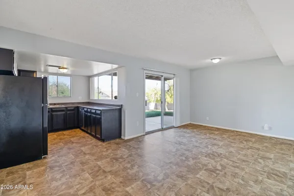 $2,100 | 13027 North 28th Street, Phoenix, AZ 85032