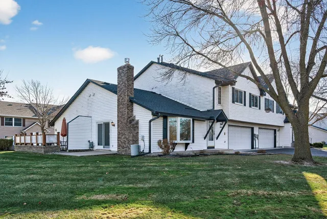 $249,000 | 3691 Gershwin Lane North, Oakdale, MN 55128