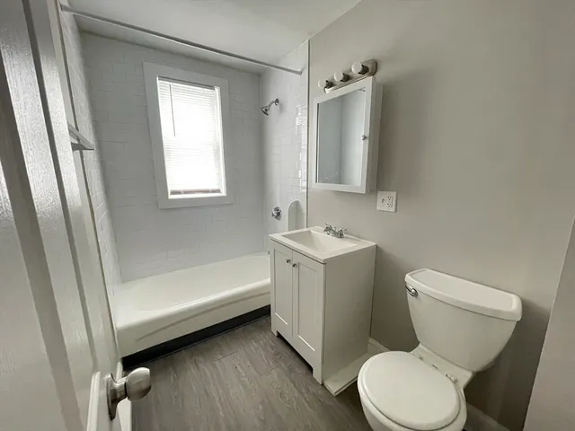 $3,500 | 48 Mora Street, Unit 2, Boston, MA 02124