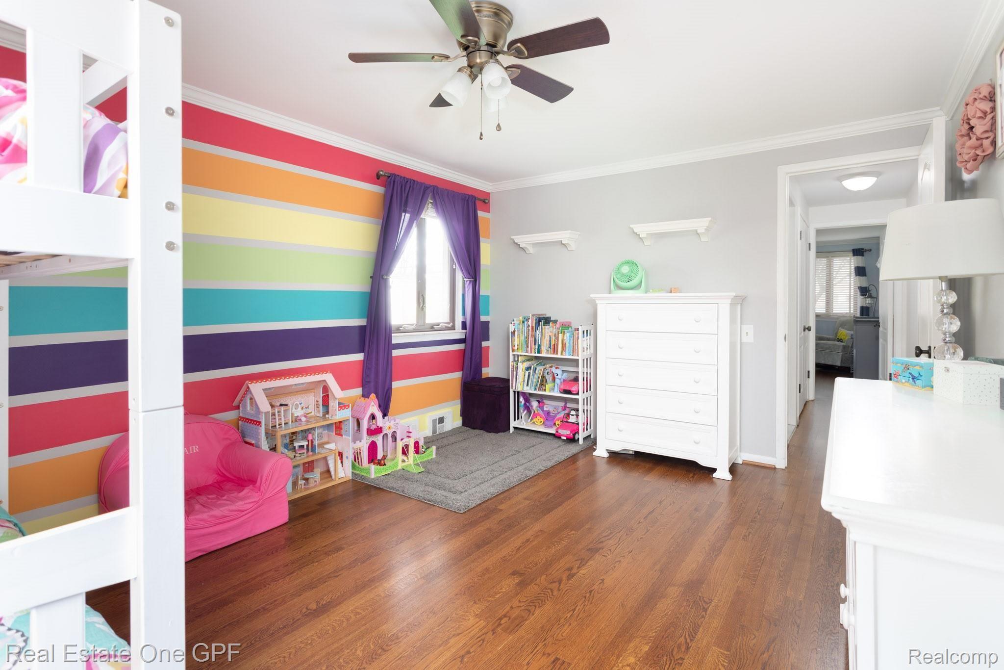 559 Cook Road Grosse Pointe, MI 48236 - Photo 31 of 47 40.jpg