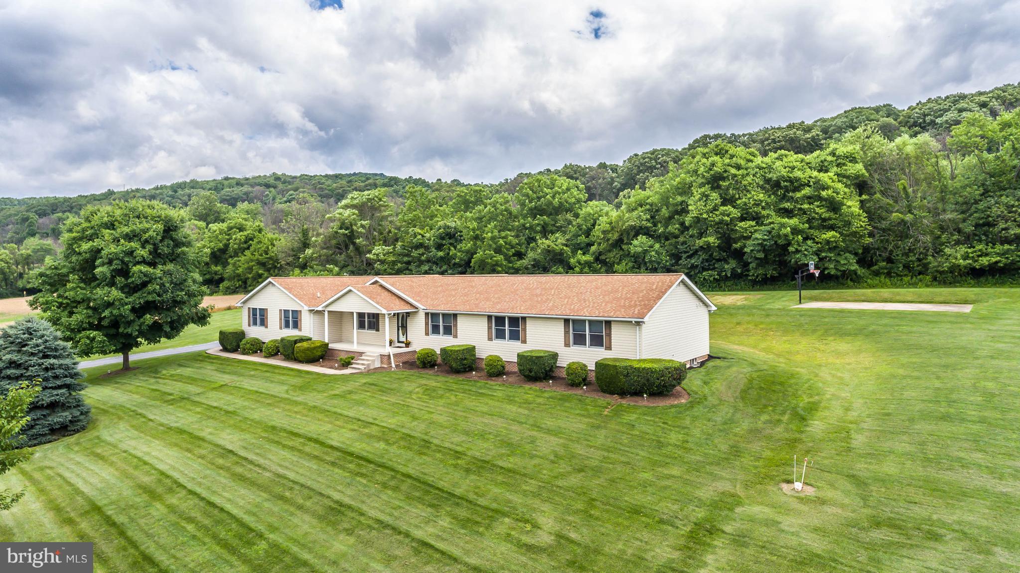 7957 Hollow Road Middletown, MD 21769 - Photo 2 of 30 Exterior (General)