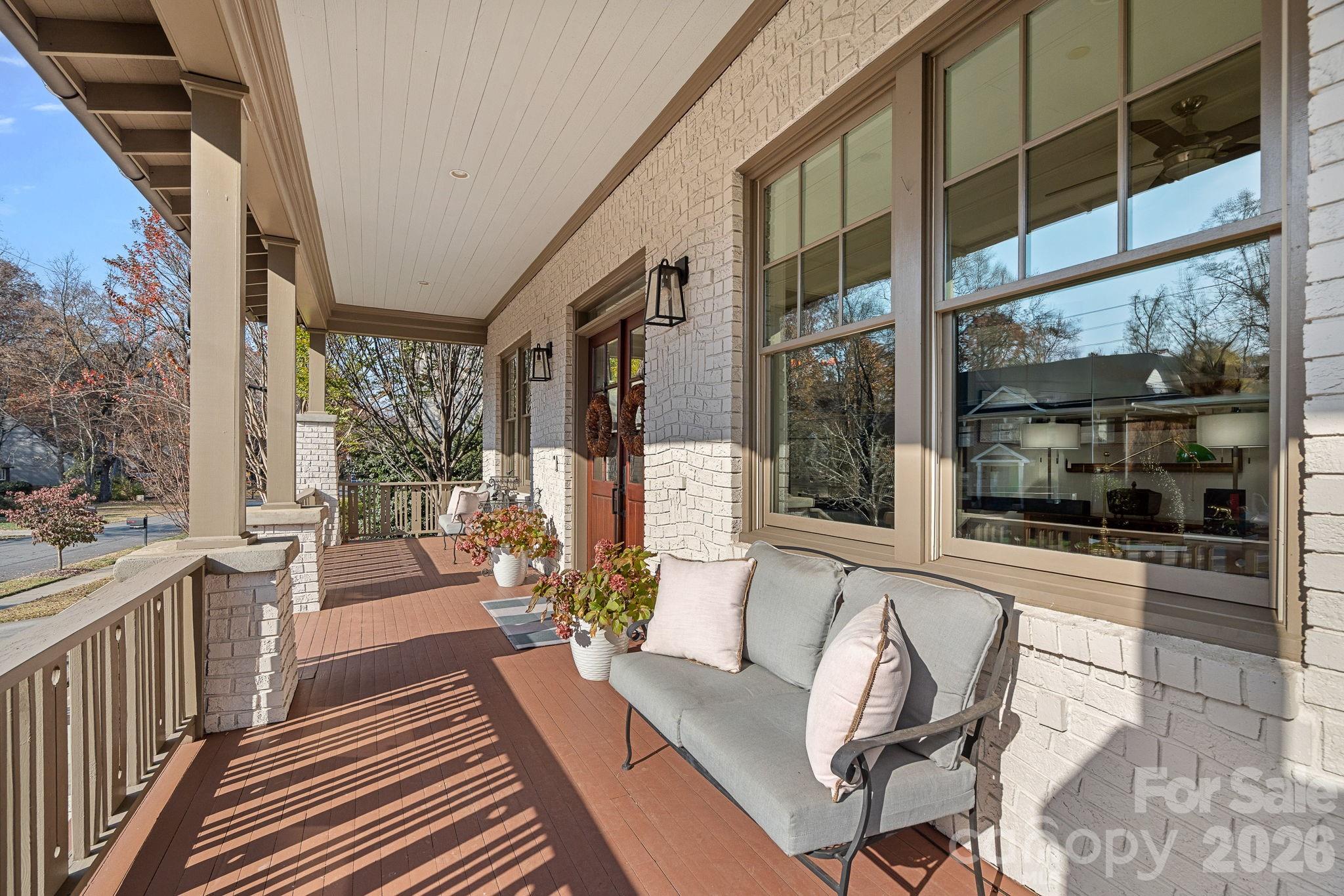 206 Meadowbrook Road Charlotte, NC 28211 - Photo 2 of 48