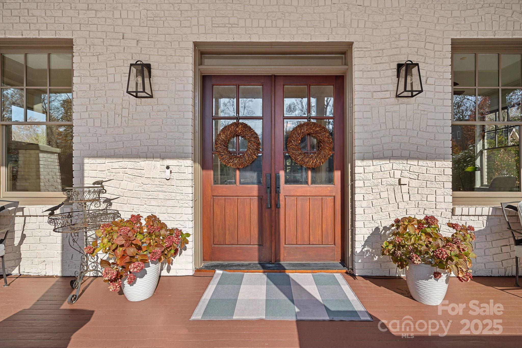 206 Meadowbrook Road Charlotte, NC 28211 - Photo 3 of 48 a view of a entryway door front of house
