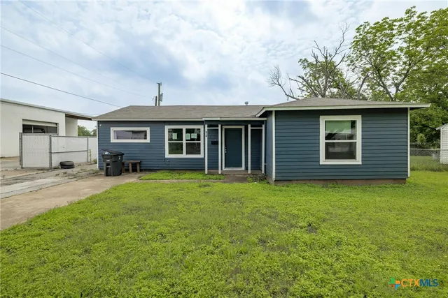 $1,200 | 810 Crockett Drive, Killeen, TX 76541