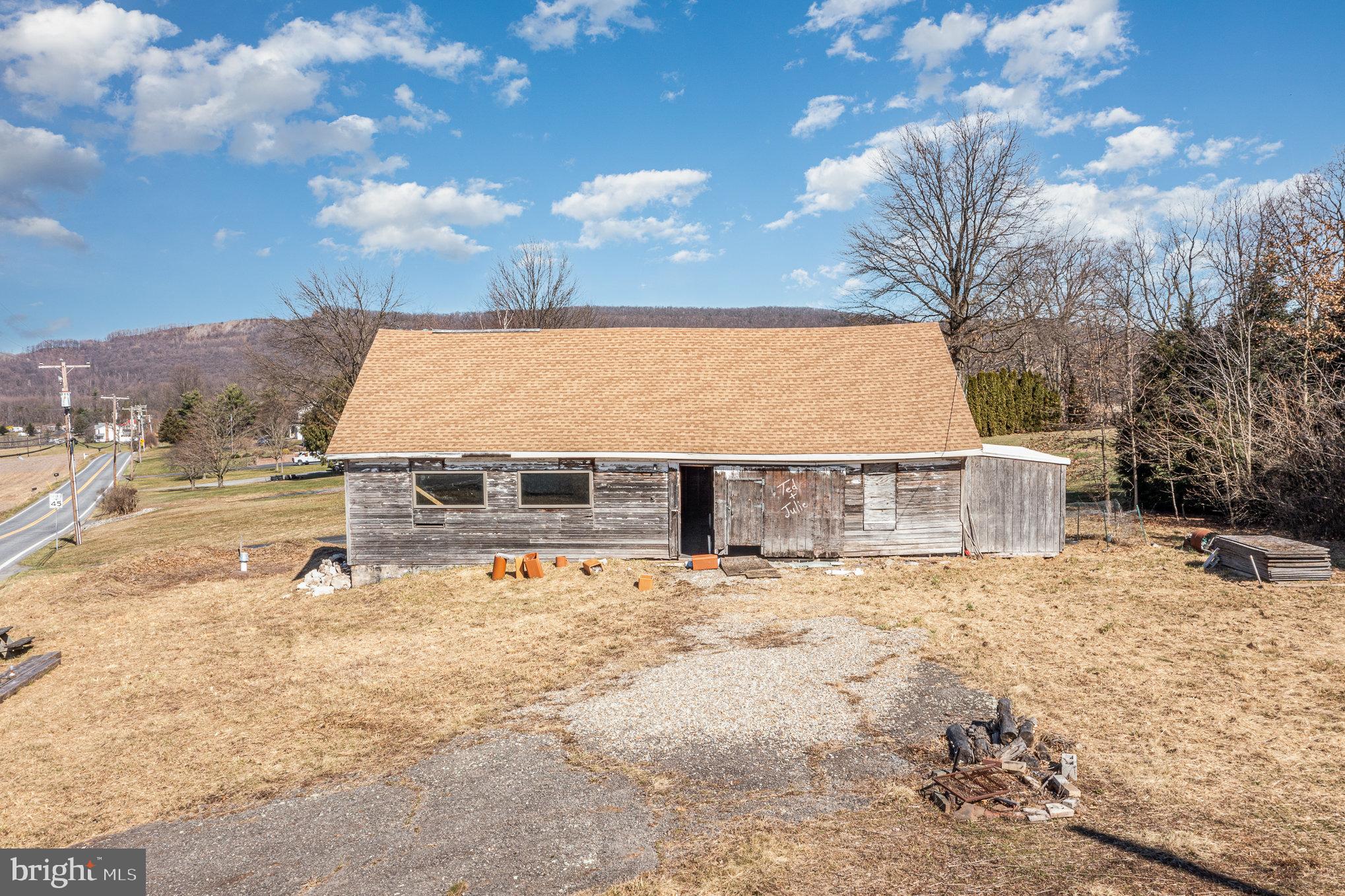 543 Mountain House Road Halifax, PA 17032 - Photo 6 of 22