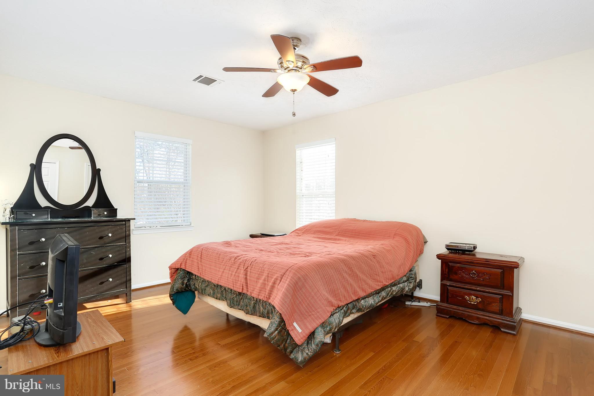 6454 Forest Road Cheverly, MD 20785 - Photo 18 of 30 Bedroom