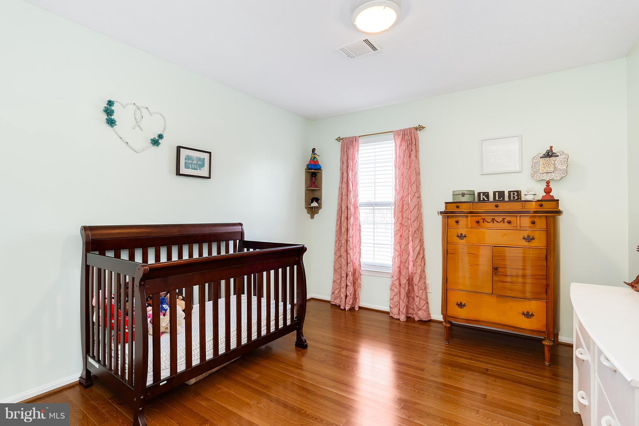 6454 Forest Road Cheverly, MD 20785 - Photo 20 of 30 Bedroom