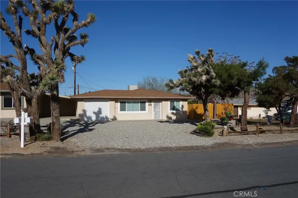 $1,650 | 7384 Elata Avenue, Yucca Valley, CA 92284