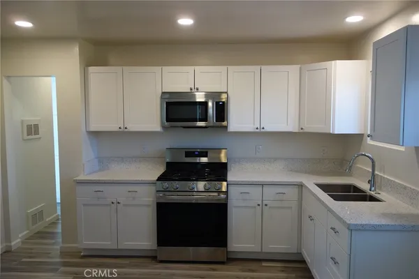 $1,650 | 7384 Elata Avenue, Yucca Valley, CA 92284