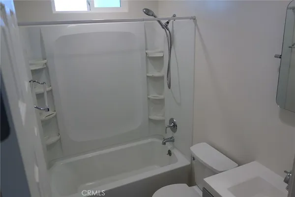 $1,650 | 7384 Elata Avenue, Yucca Valley, CA 92284