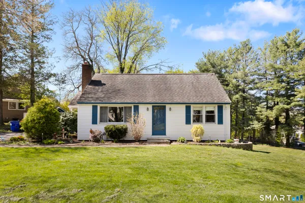 $380,000 | 123 Smith Street, Middletown, CT 06457