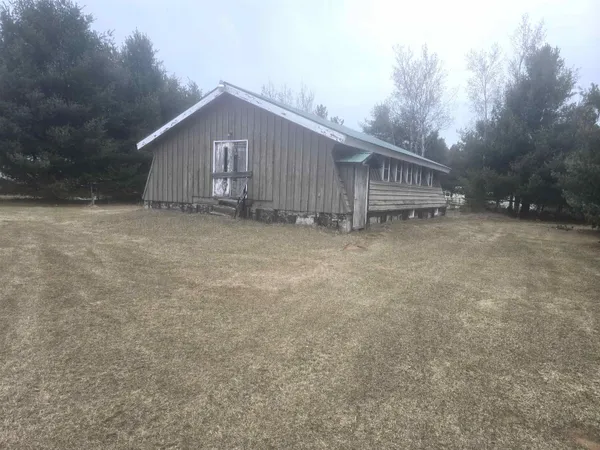 $178,900 | N9423 Brunette Lane, Crivitz, WI 54114