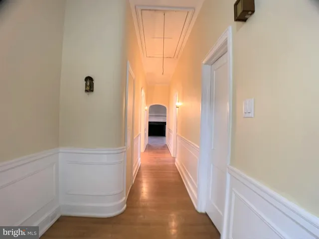 $2,300 | 2 Montgomery Avenue, Unit 2B, Bala Cynwyd, PA 19004