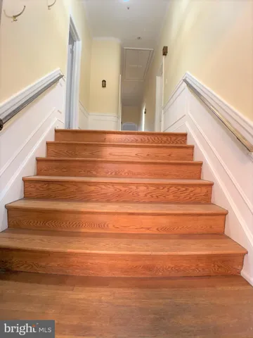 $2,300 | 2 Montgomery Avenue, Unit 2B, Bala Cynwyd, PA 19004