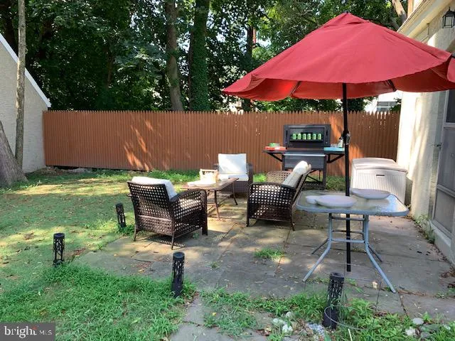 $2,300 | 2 Montgomery Avenue, Unit 2B, Bala Cynwyd, PA 19004