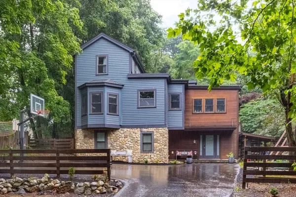 $1,750,000 | 76 Thesda Street, Arlington, MA 02474
