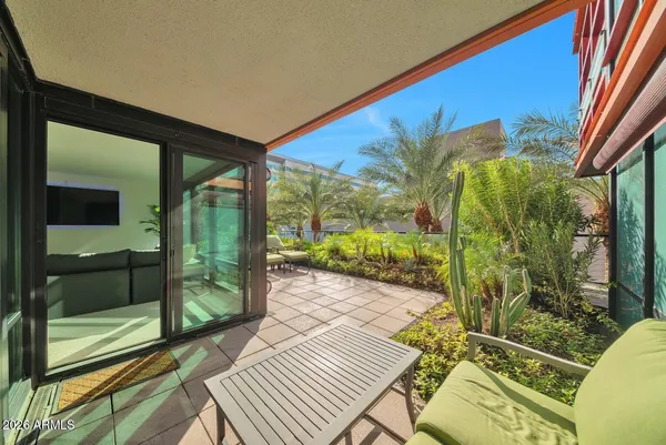 $475,000 | 4808 North 24th Street, Unit 427, Phoenix, AZ 85016